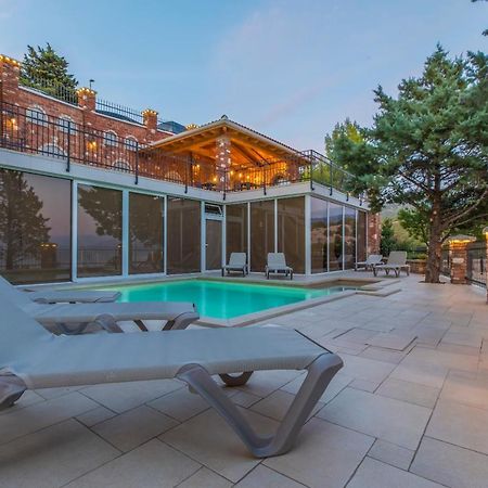 Palace Paulina Apartments Novi Vinodolski Kültér fotó